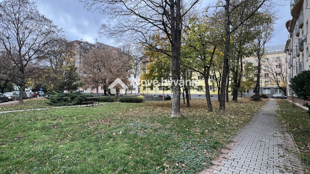 Pripravujem na predaj 3 iz byt - TRHOVISKO Miletičova - 6