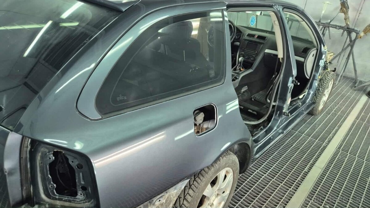 Škoda octavia 1.6 FSI 85KW - 6