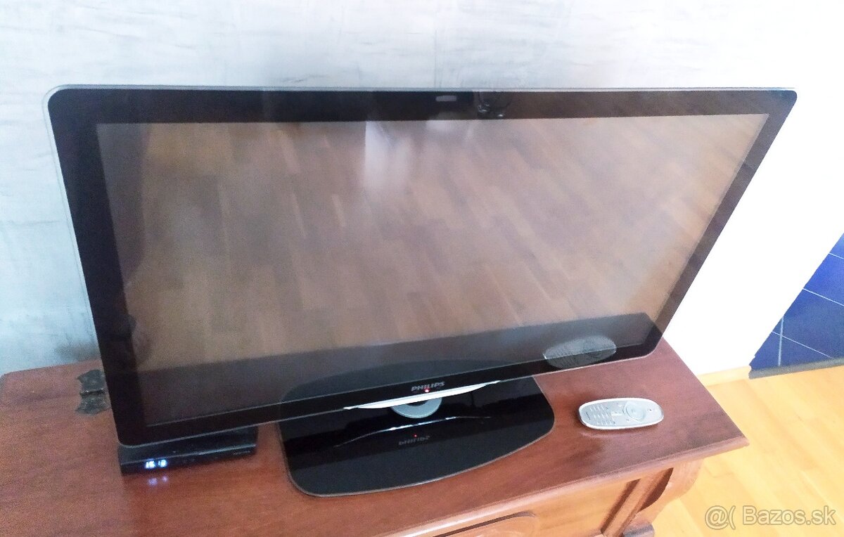 SMART TELEVÍZOR PHILIPS 37" - 6