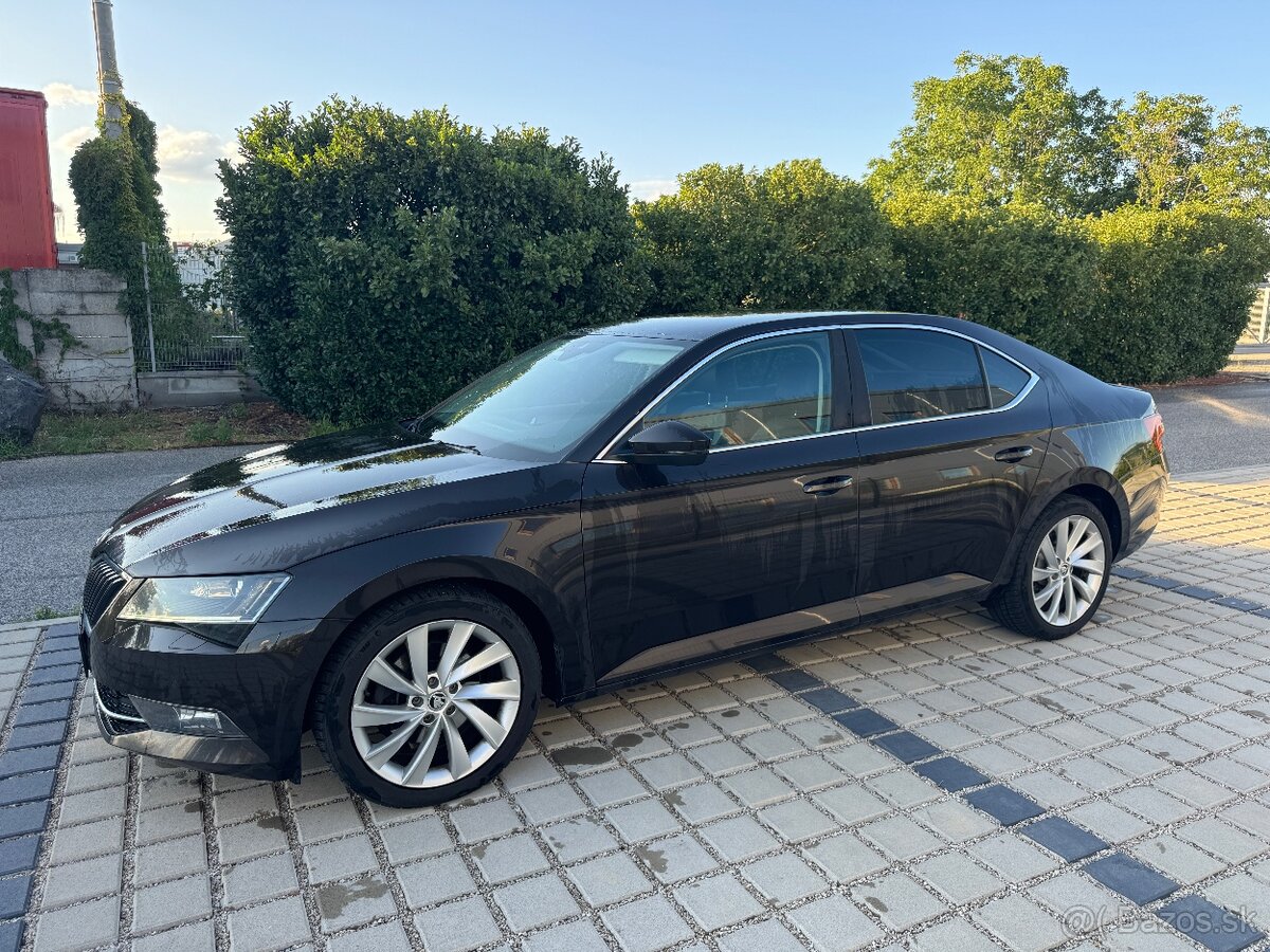 Škoda Superb 2.0 TDI Style DSG - 6