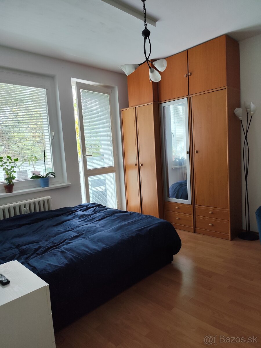 Rezervovaný - Ponúkame na predaj 1.izbový byt. - 6