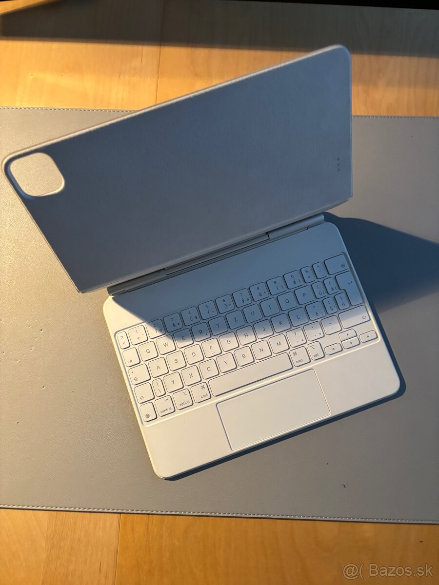 Apple Magic Keyboard pre iPad Pro 11” - 6