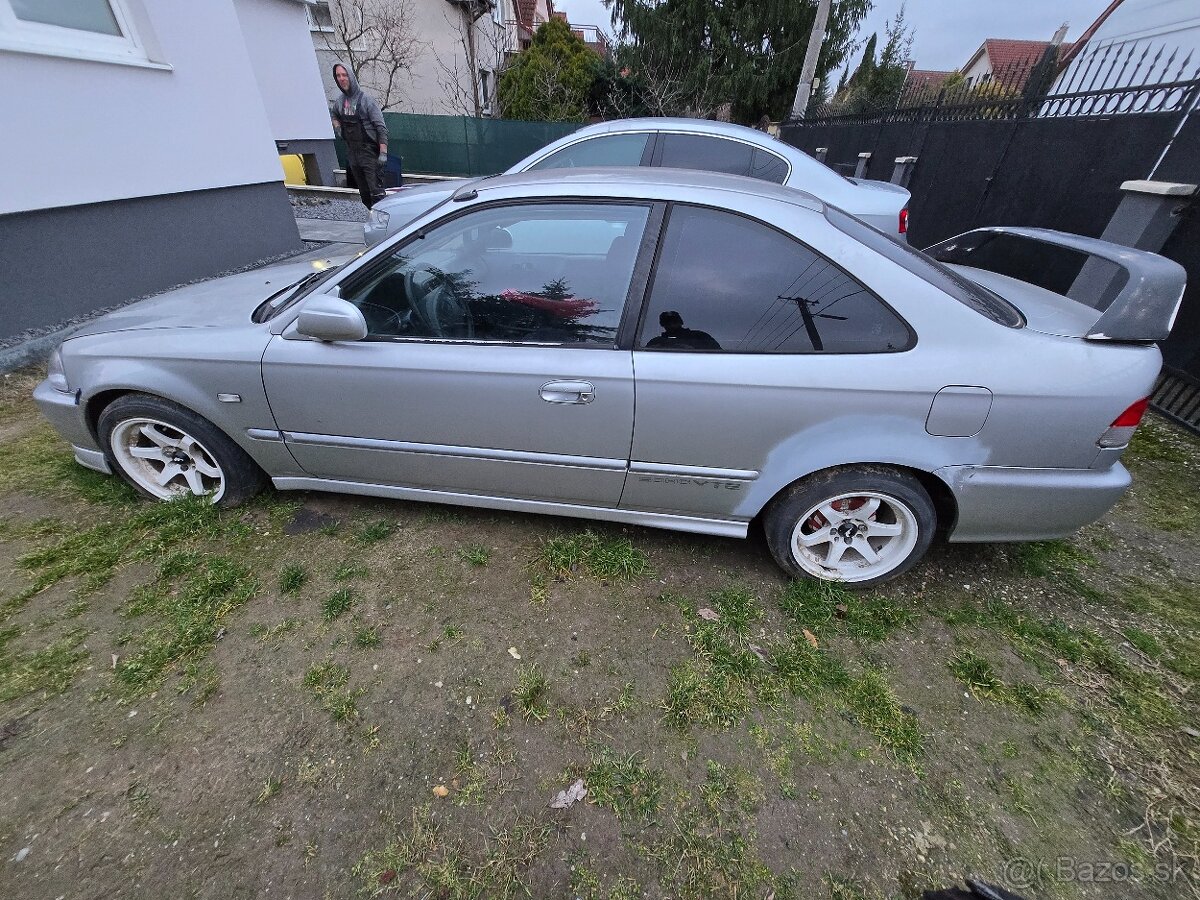 Honda civic 6G coupe - 6