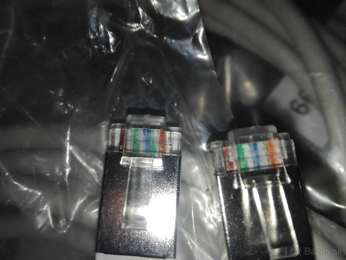 Nabíjačky, Adaptery, Káble VGA,LAN atd. - 6