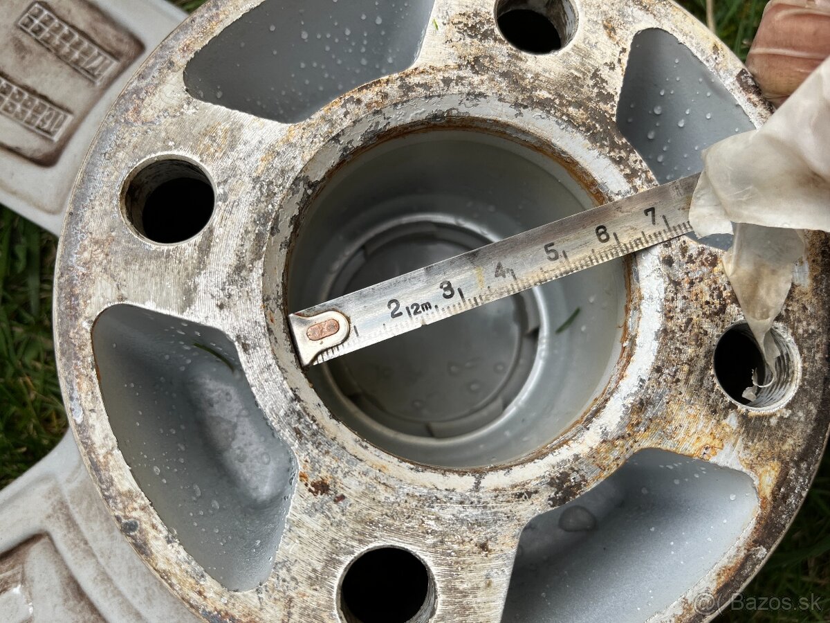 R15 hliníkové disky Dezent rozteč 4x108 6x15 ET25 - 6