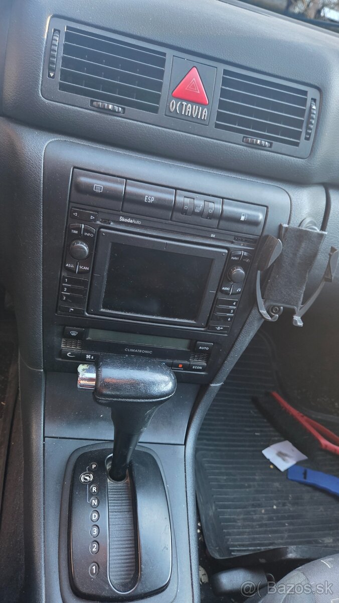 Octavia 1 1.9tdi 66kw automat - 6