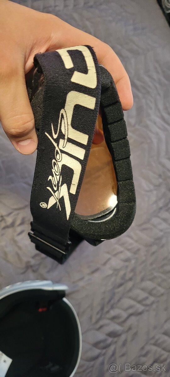 Prilba a okuliare - 6