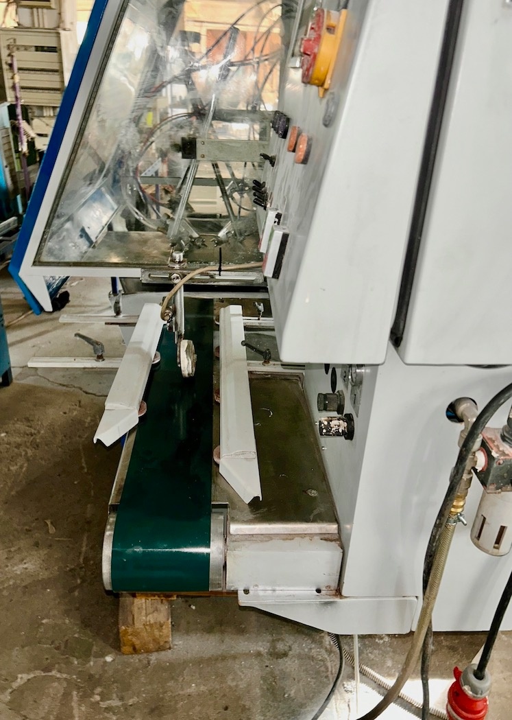 Automatický stroj na lakovanie pásov MAKOR CSP4 - 6