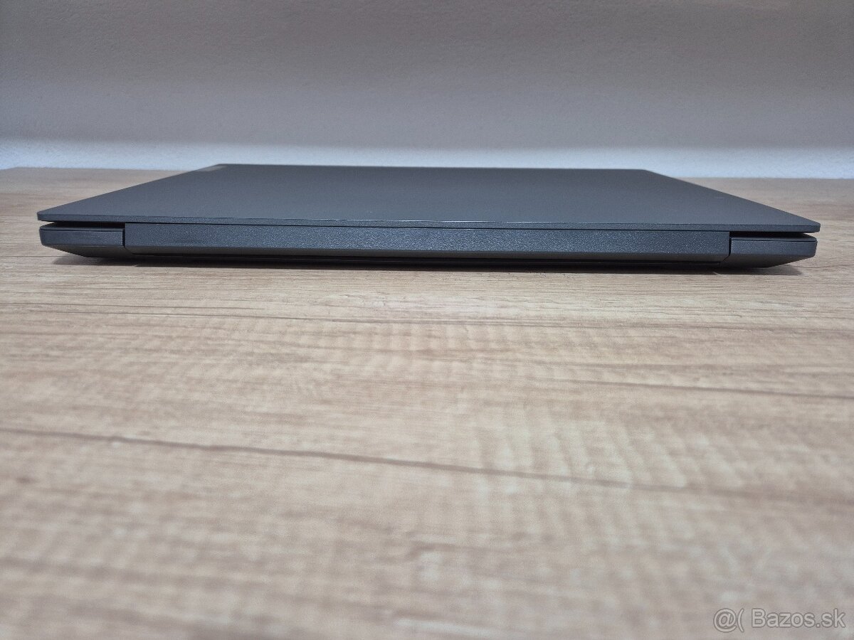 Lenovo V155-15API /AMD Ryzen 3-3200U/8GB RAM/FHD/SSD+HDD - 6