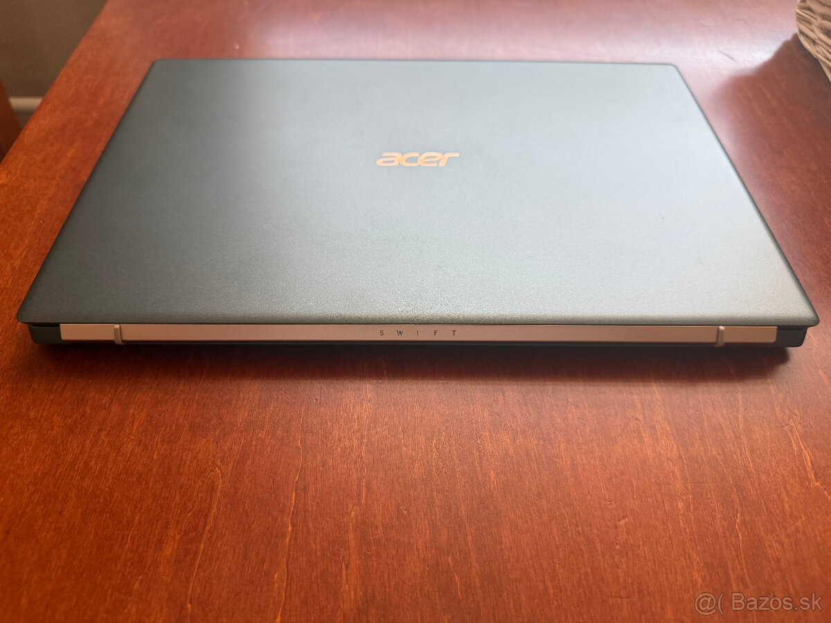 Acer Swift 5 – i7, 16GB, 1TB SSD - 6