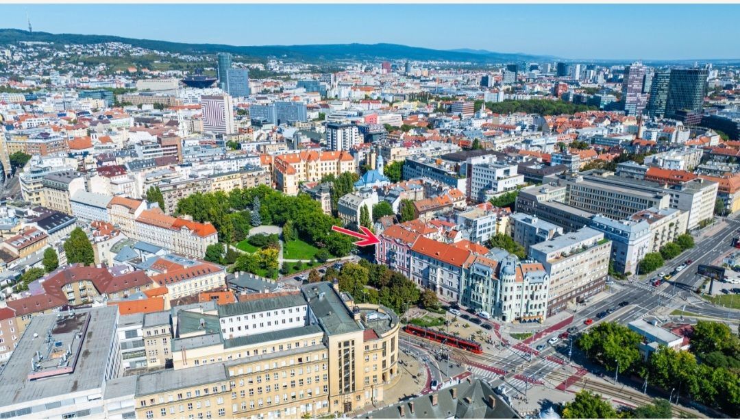 Exkluzívny 4-izbový byt v secesnom dome s výťahom – Šafáriko - 6
