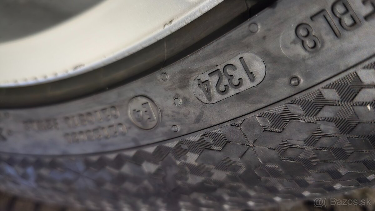 Predam Original Elektrony Volkswagen 5x112 r18 a zimne pneu - 6