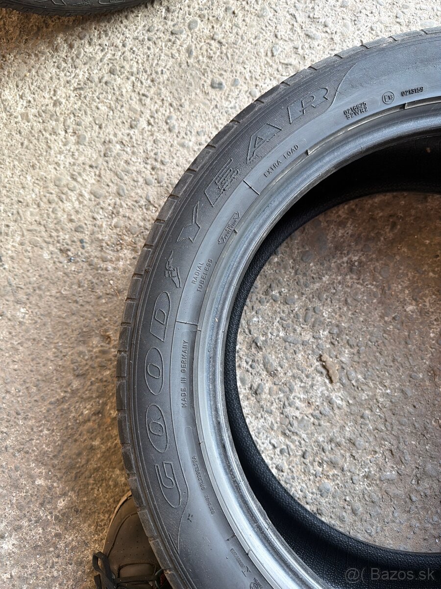 255/50R20 Good Year - 6