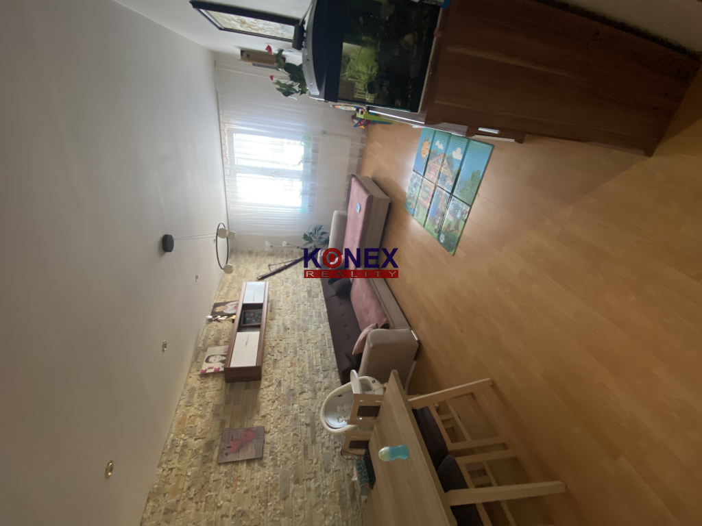 NA PREDAJ Pekný 3-izbový byt v meste Sobrance - 6