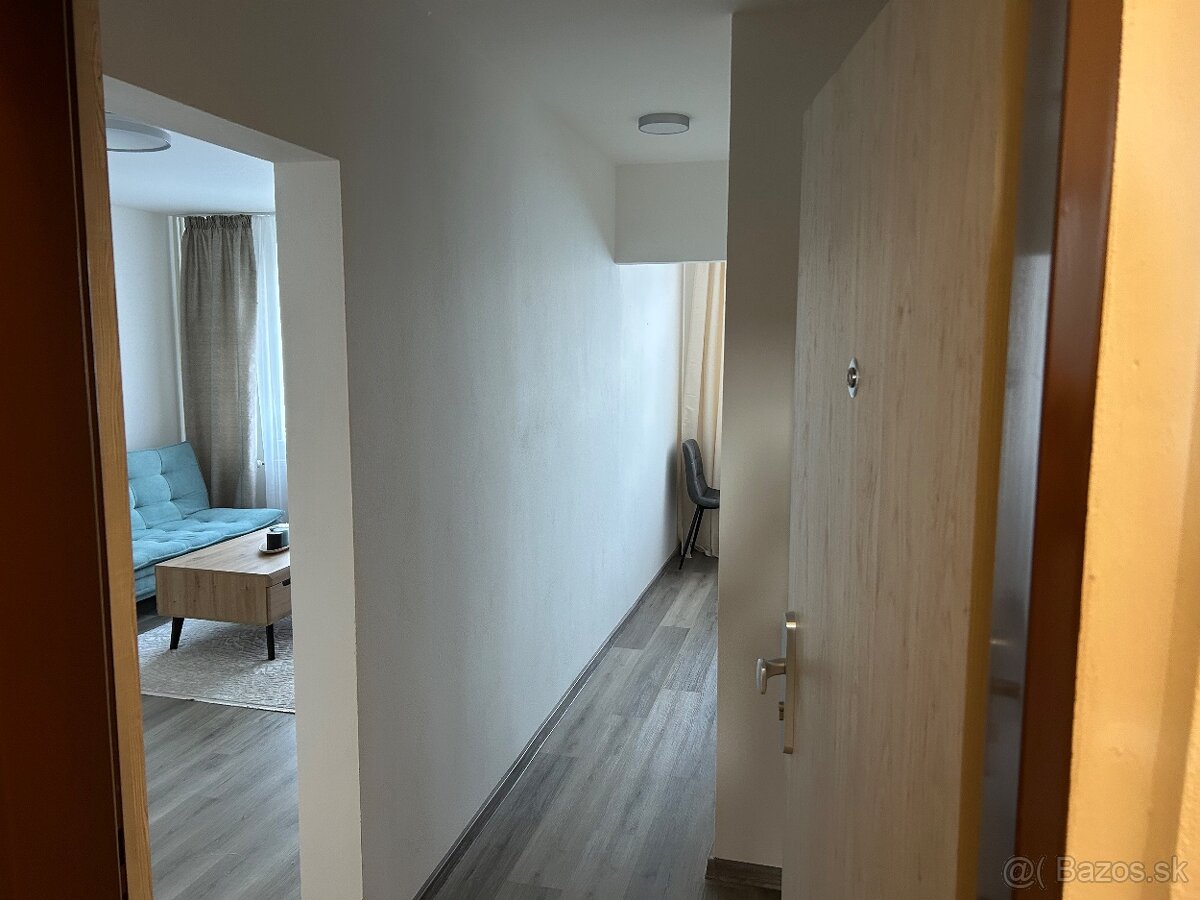 Prenájmom 1+1 bytu Trenčín - 6