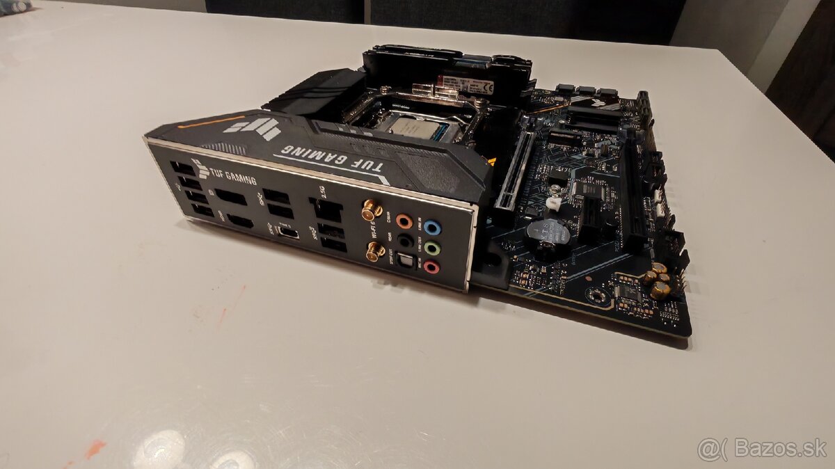 B560M + i5 11400F + 16GB Ram - 6