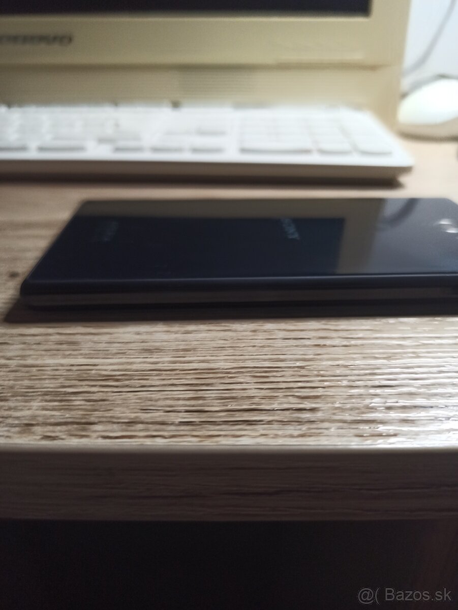 Predám mobilný telefón Sony Xperia M2 - 6
