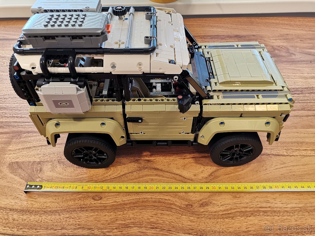 Land Rover Defender - 6