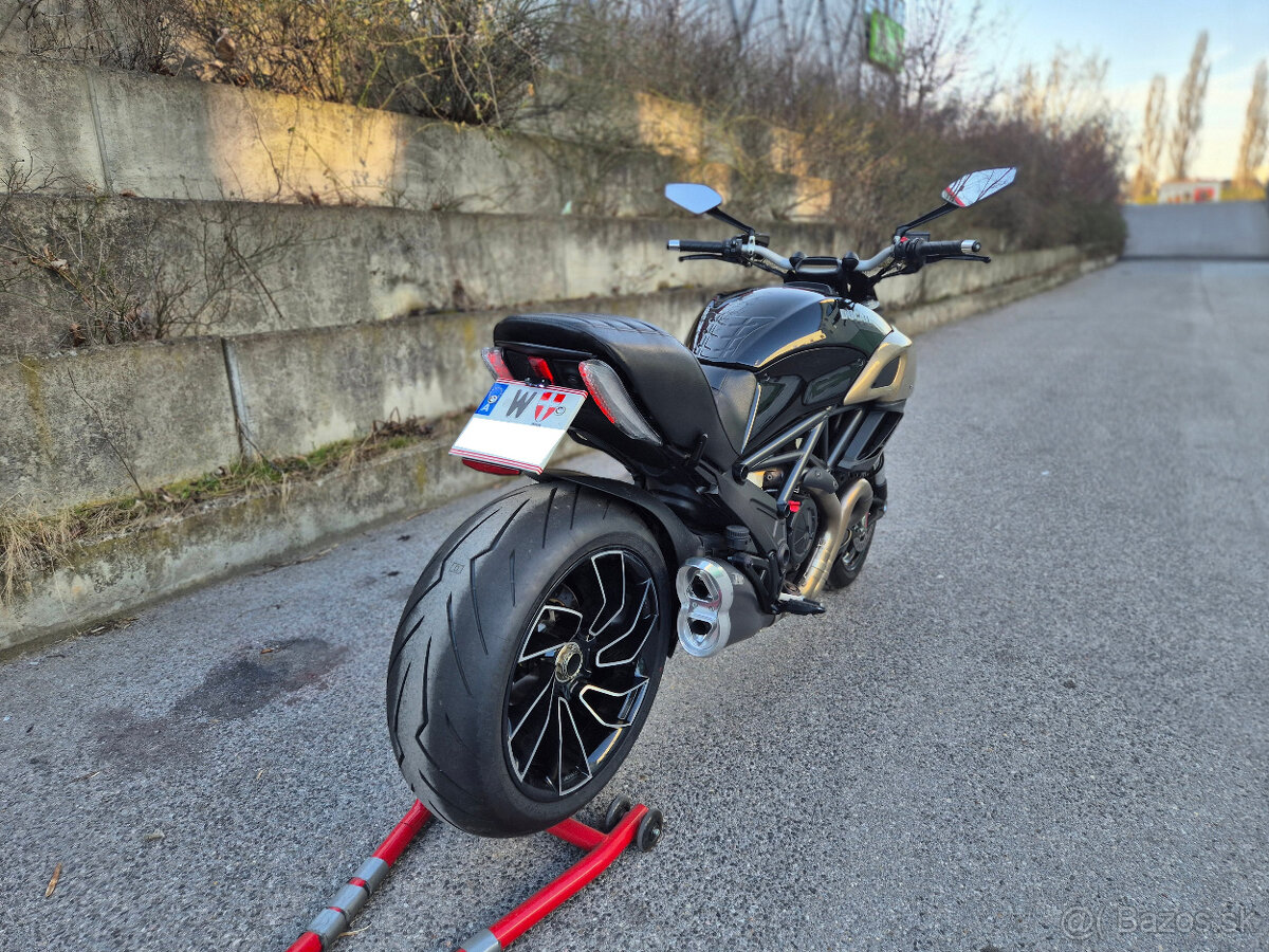 Ducati Diavel 1200 - 6