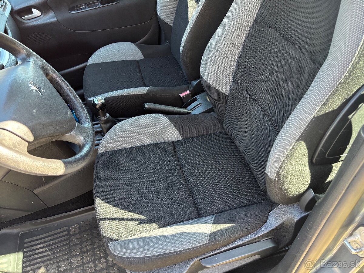 PREDÁM PEUGEOT 207 1,4hdi - 6
