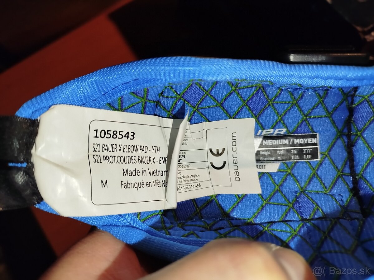 hokejová prilba - 6