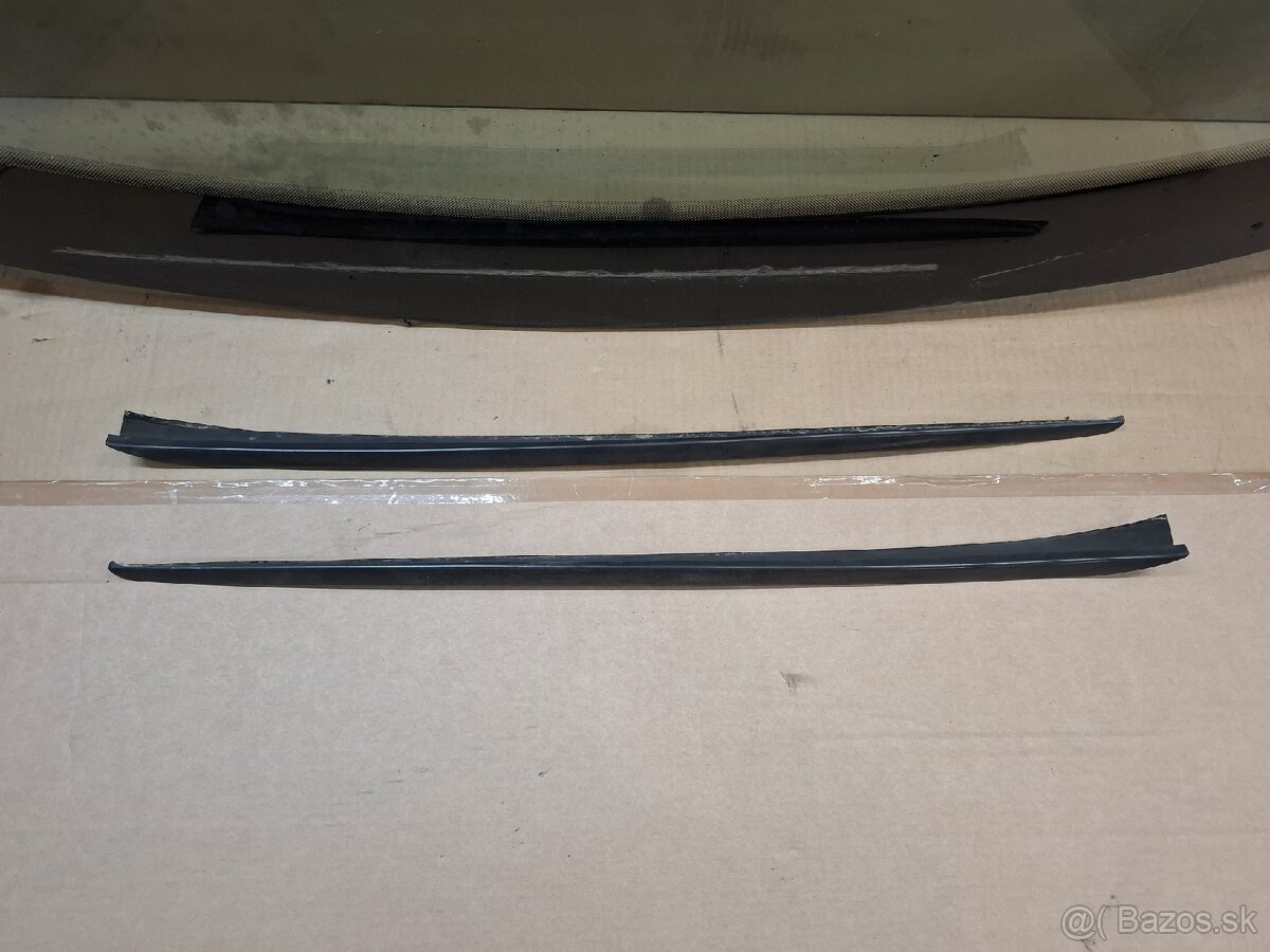 čelné sklo Passat B8, lišty, senzor - 6