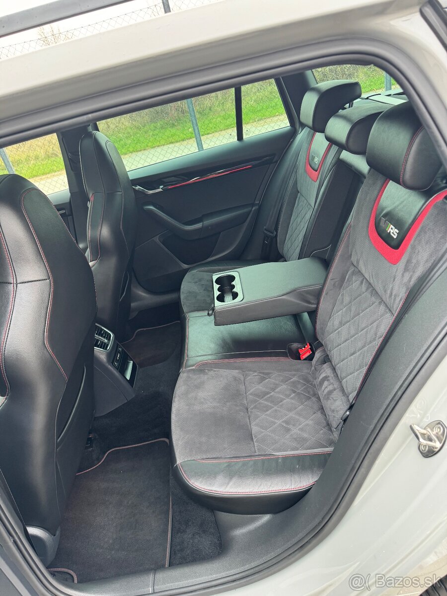 Škoda Octavia Combi RS 180kW, 2018, DSG - 6