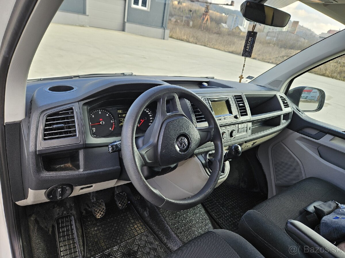 VW Transporter T6 4Motion 2.0 TDI Long - 6
