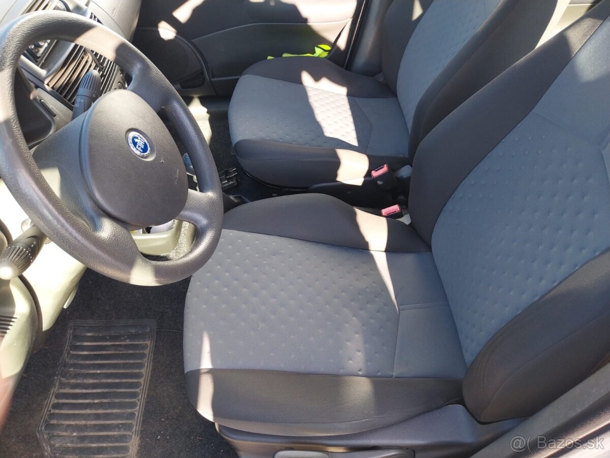 Fiat Punto 1.2 2006 - 6