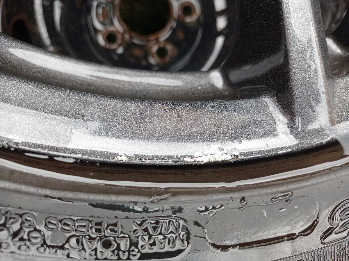 Hliníkové disky R17 5x120 BMW E46 RC Design - 6