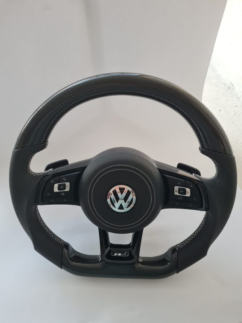 VOLANT VOLKSWAGEN R RLINE GTI - KOZA / KARBÓN CHROMOVE LOGO - 6
