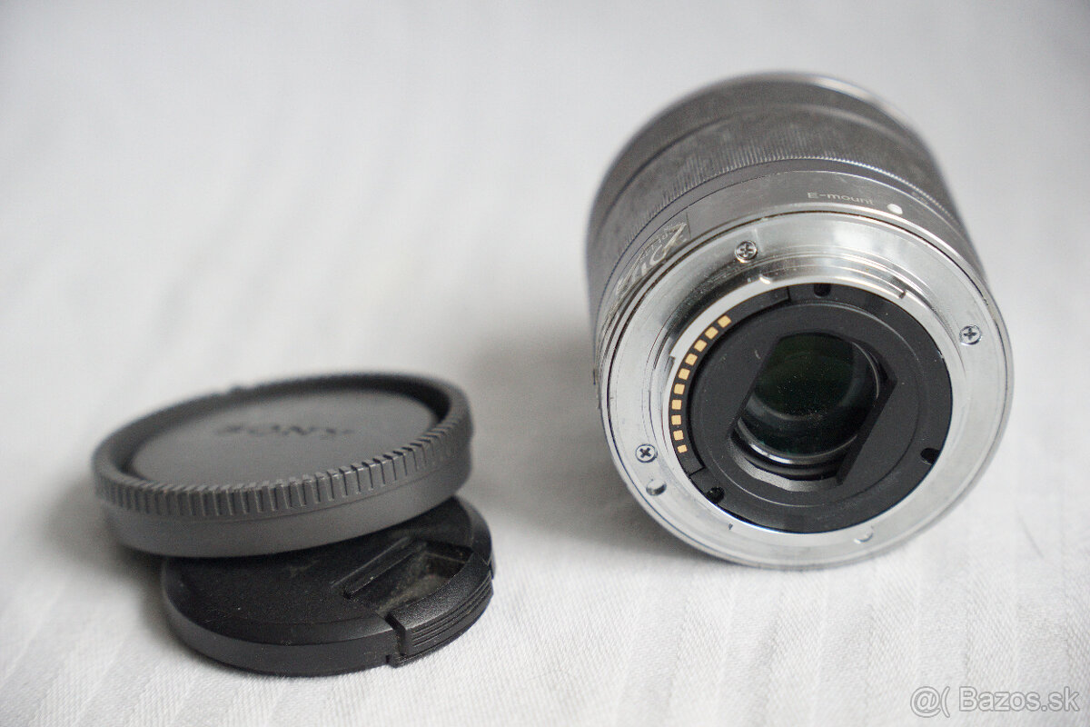 Sony SEL 18-55mm f/3,5-5,6 OSS - 6