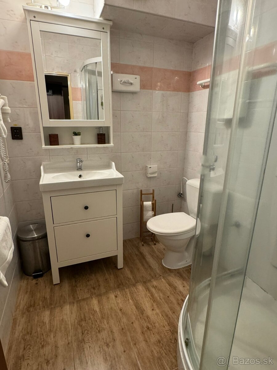 Predám umývadlovú zostavu - 6