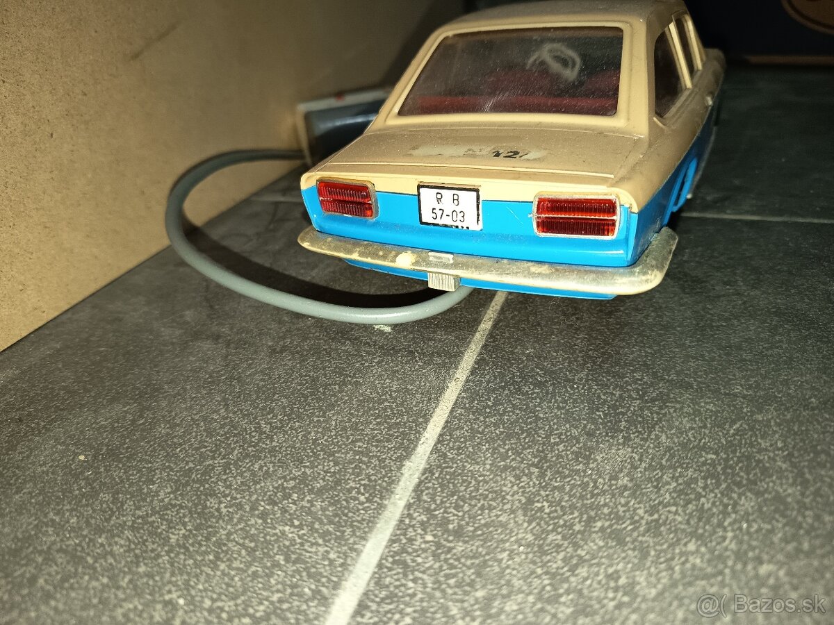 Retro autíčko - 6