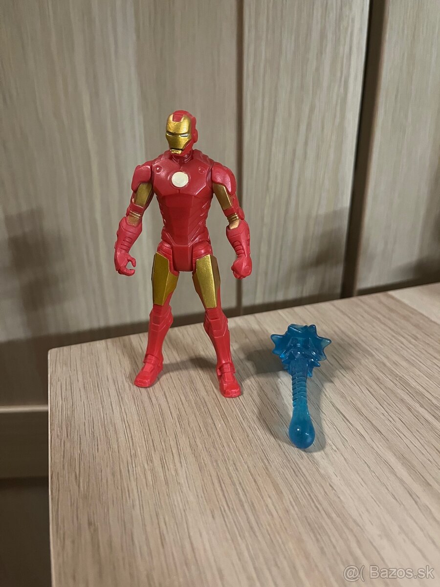 Marvel Figure Set + DC Hawkman - 6