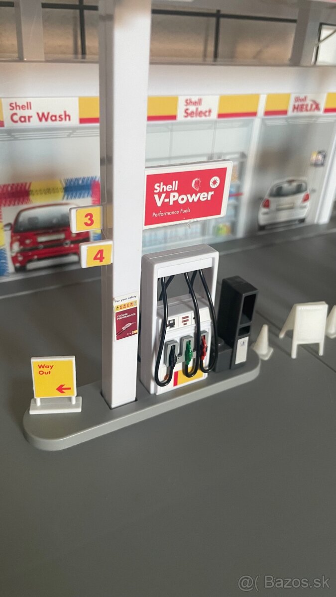 Benzinka Shell - 6