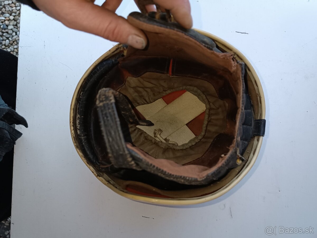 Stará přilba, helma - červená - 6