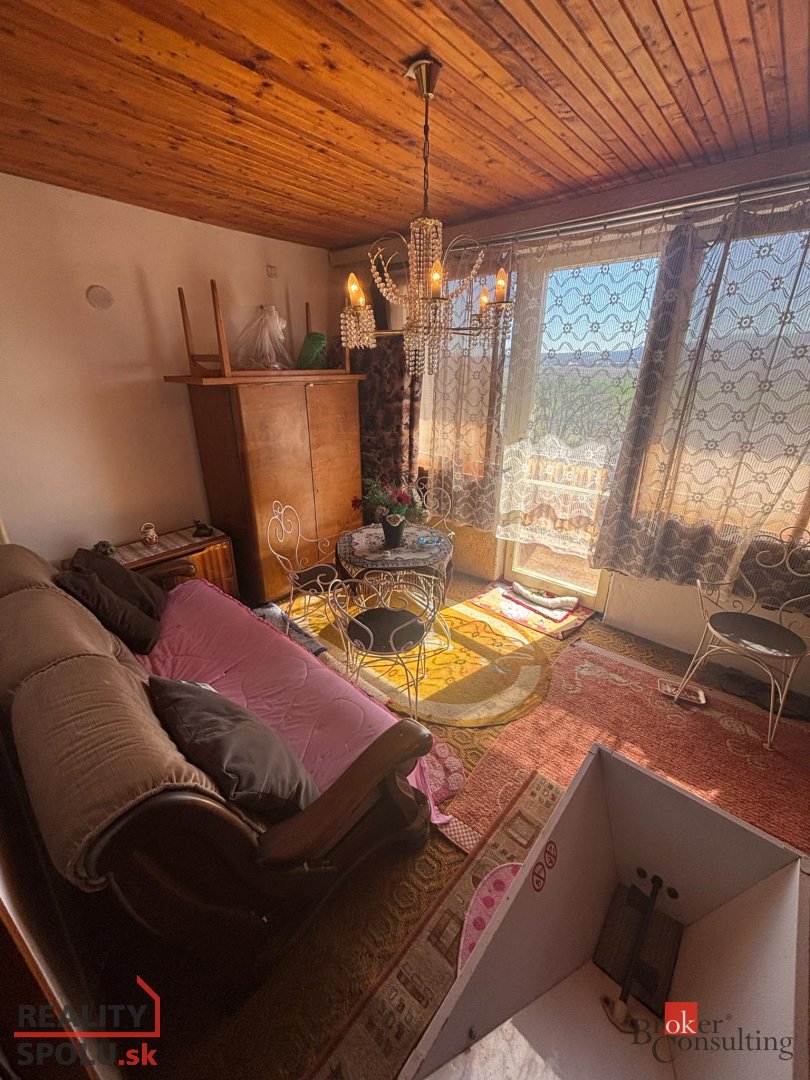 Viničná chatka na predaj - 6