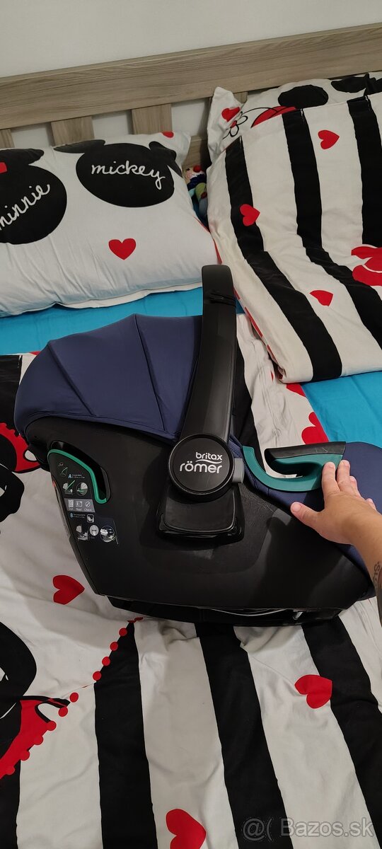Britax Römer i-size autosedačka - vajíčko - 6