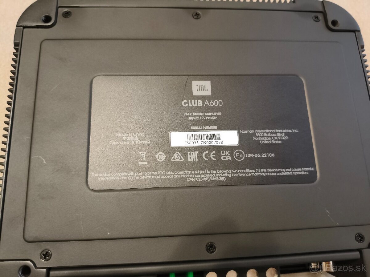 Subwofer + zosilnovac JBL + kapacitor - 6