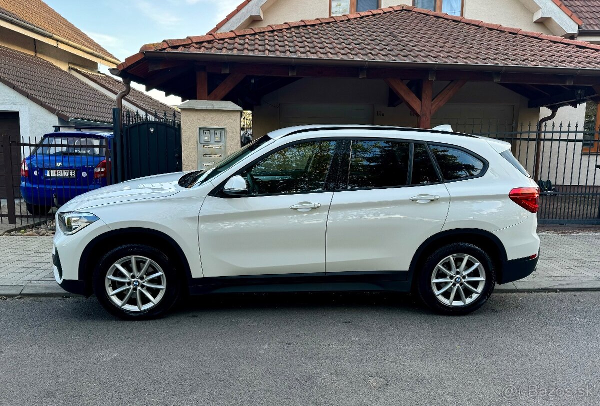 BMW X1 18D Xdrive A/T Slovák 2/2022 - 6