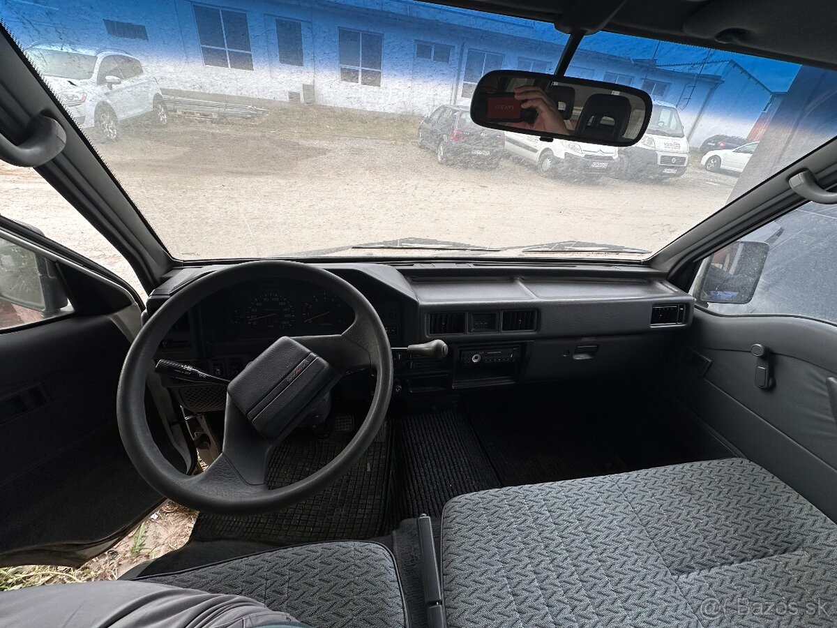 Predám Mitsubishi L300, 9-miestne - 6