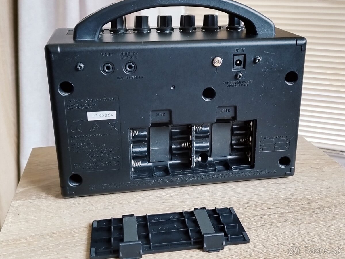 Boss Katana Mini - modellingový zosilovač - 6