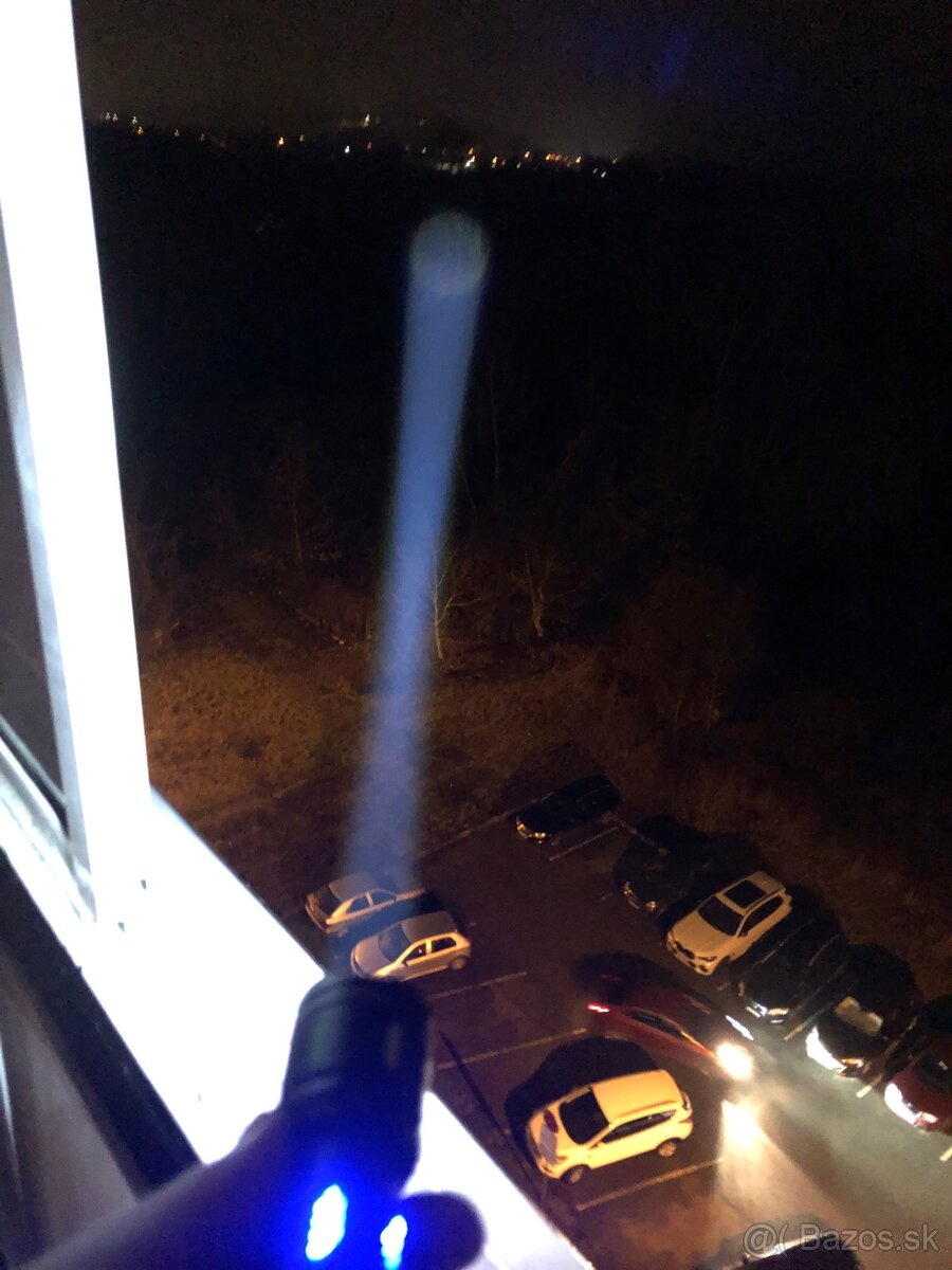 Taktická Led baterka (4 režimy) - 6