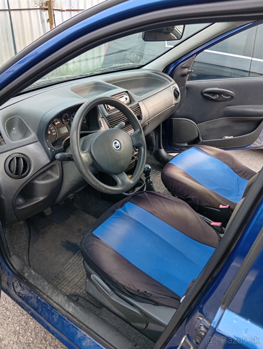 Fiat Punto 1.2 - 6