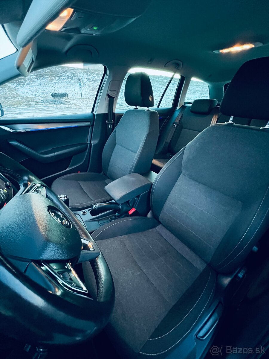 Škoda Octavia Combi 2.0 TDI “2020 VIRTUAL” - 6