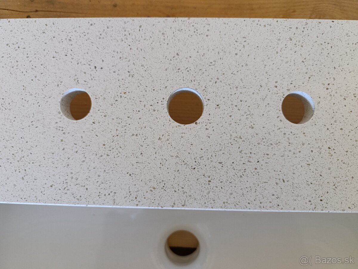 Umývadlový pult z Quarelly s umývadlom - 6