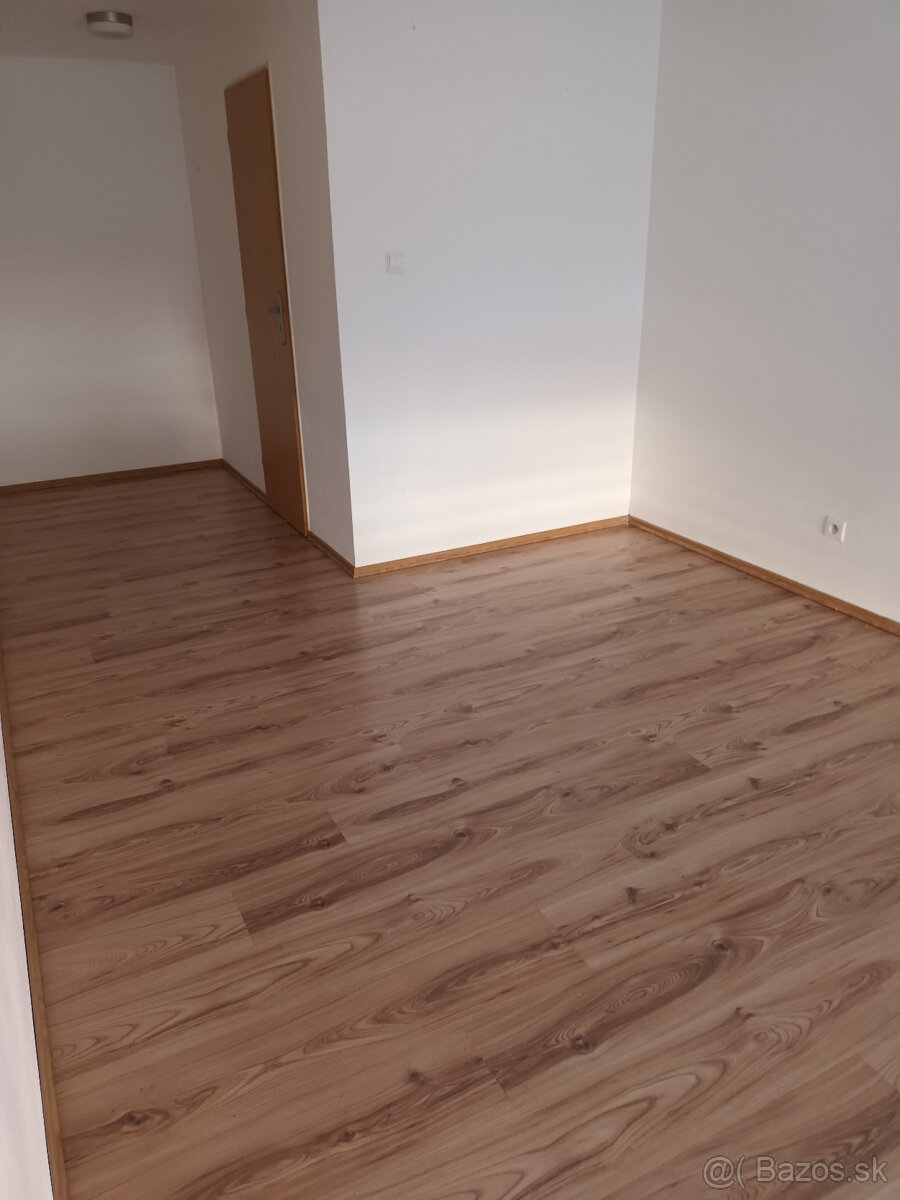 Prenájom 2 - izbového mezonetového bytu Bytčická ulica - 6