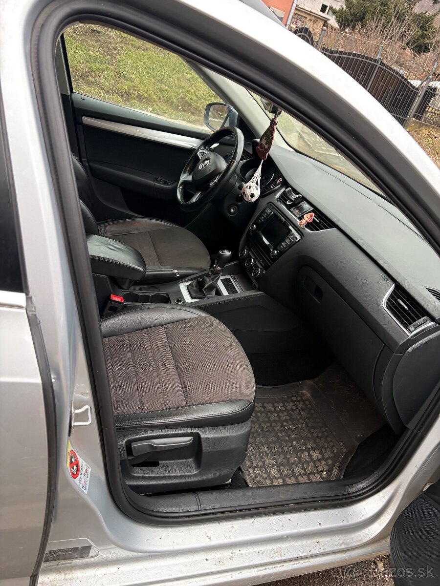 Škoda Octavia III 2.0TDI - 6