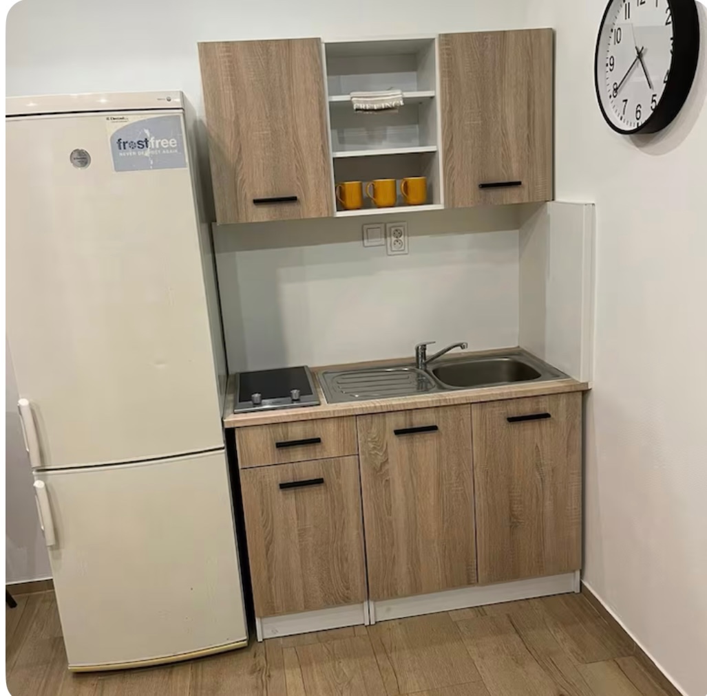 Dlhodobý prenájom apartmanu v centre mesta Bratislavy - 6